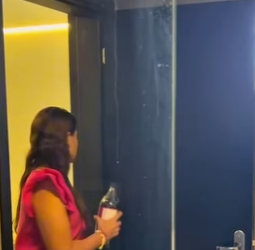 D1300006 Chris jogou fora a coca cola só para acusar a funcionária part2