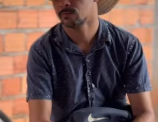 D1700003 Filho volta a casa da e pode ajud4 part2