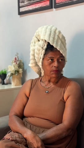 D1700003 Vou demit1r minha patroa part2