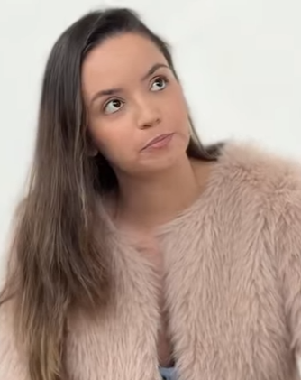 D0100004 Ela COMPROU um filho do piscineiro! part2