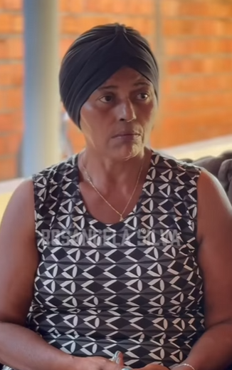 D1700002 Olha oque empresária fez part2