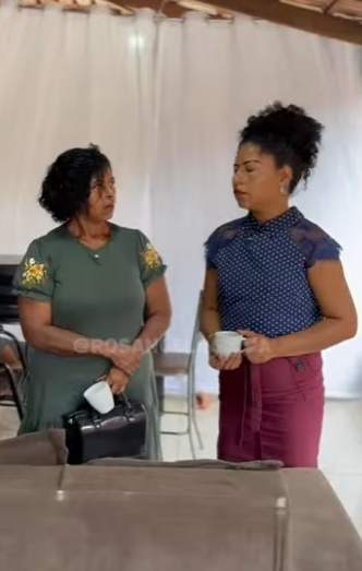 D1700011 Filha não ajudava nas tarefas da casa part2