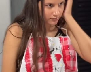 D1700010 Funcionária estava sem lugar pra ficar e olha oque a patroa fez part2