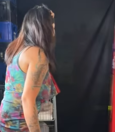 Mulher tirou a filha de uma desconhecida para que seu marido não a deixasse part2