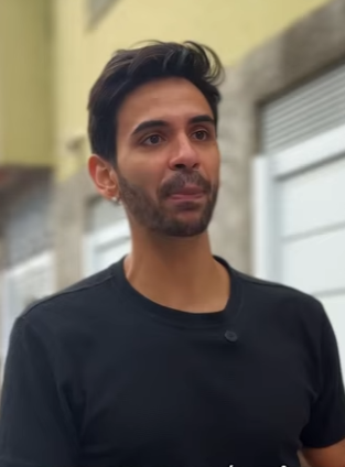 D0100030 Ele escondeu AMANTE no carro! part2