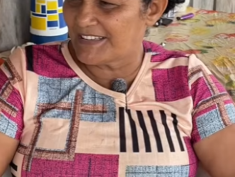 D1800010 Ela usava um pano para fingir que era barriga de grávida! part2