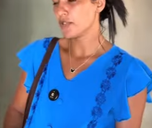 D1800001 Ela usava uma barriga de pano! part2