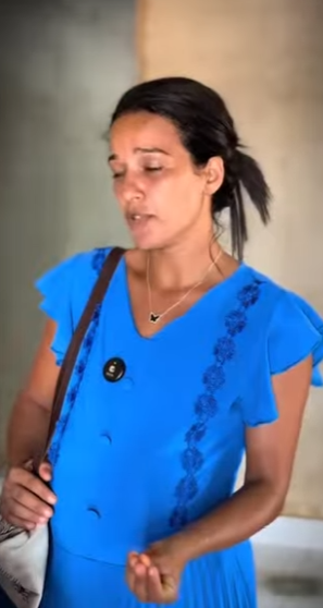 D1800001 Ela usava uma barriga de pano! part2