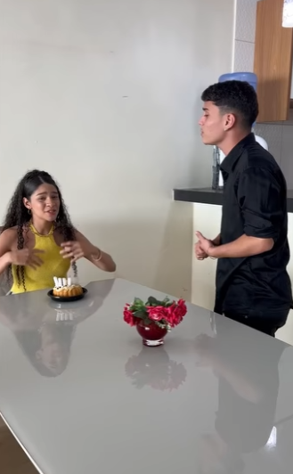 Encontrou com sua amante no dia do aniversário part2