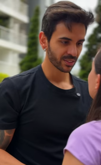 D0100010 Ela foi pedida em CASAMENTO por homens! part2