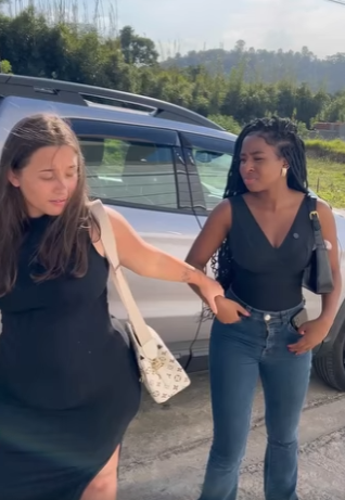 D0400029 Assim que se conhece uma mulher interesseira part2