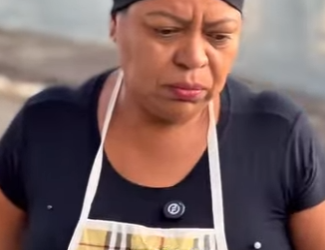 D1300007 Se jogou no chão para acusar a funcionária de ter empurrado ele part2