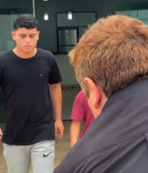 D2000020 Irmãos salvaram seu pai de sua mafrasta interesseira part2