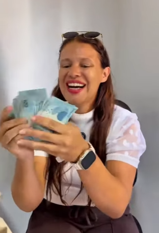 D1300003 Funcionária faz armadilha para sua patroa part2