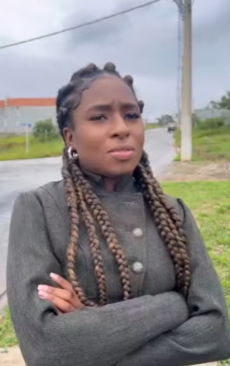 D0400007 Ele retorna para sua cidade e encontra isso part2