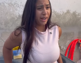 D0400003 Essa mulher era muito boa, mais ninguém comia na casa dela por este motivo part2