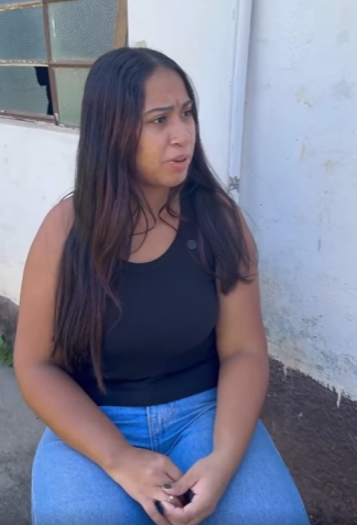 D0400011 Essa mulher era muito boa, mais ninguém comia na casa dela por este motivo part2