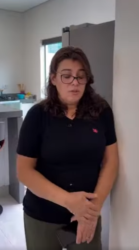 D0400008 Ela ficava brava com a sogra porque ela cozinhava muita comida part2