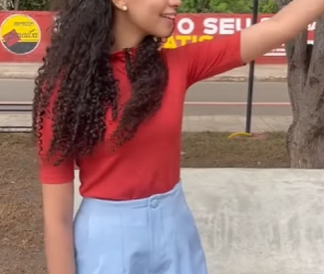 D2000003 Ele colocou um GPS no sapato da sua esposa part2