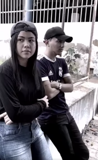 D2000009 Milionária dá uma lição que mudará a vida part2