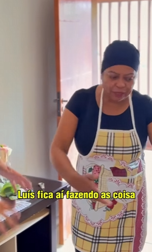 D1300012 A funcionária ficou indignada com oque aconteceu part2