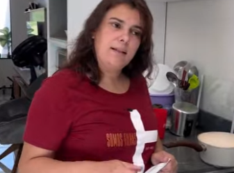 D0400012 Duas das suas filhas engravidaram e a mãe dela faz isso part2