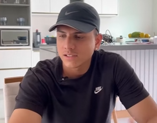 D0400015 Minha irmã não me deixa usar o banheiro porque eu não lavo part2