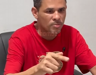 D1000001 Patrão descobre que funcionária recebia apenas metade do salário part2