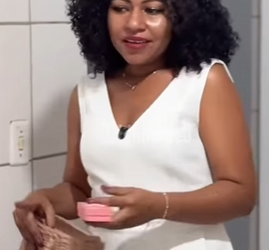 D1000008 Funcionária tinha um segredo ! part2