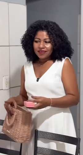 D1000008 Funcionária tinha um segredo ! part2