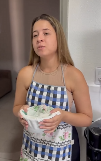 D1500001 Milionário testa diarista e se surpreende part2