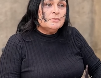 D2000003 Irmãos humildes salvaram uma mulher milionária e te eram uma grande recompensa part2