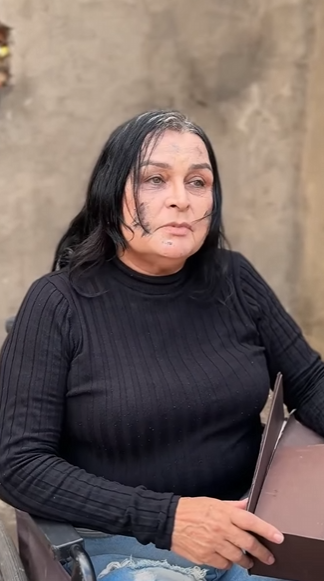 D2000003 Irmãos humildes salvaram uma mulher milionária e te eram uma grande recompensa part2