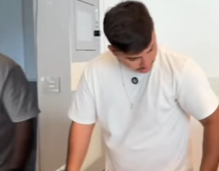 D1800014 Às vezes, quem a gente mais confia é quem mais machuca…part2