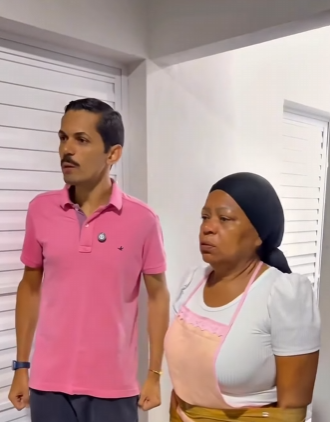 D1300006 Colocou fita na funcionária e pegou o salário dela part2