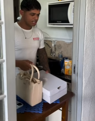 D1500005 Essa história mostra como a vida pode virar de um dia pro outro part2