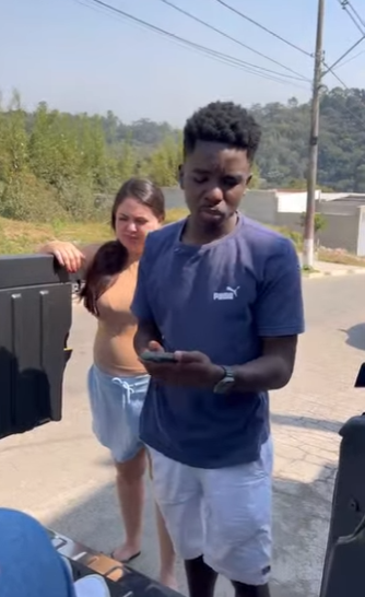 D0400005 Muito bem, dizem que o fácil dura pouco part2