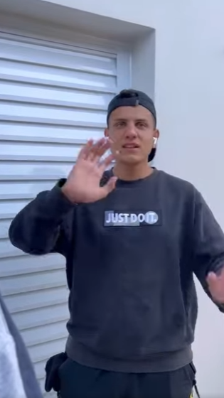 D0400011 Deu 5,00 reais para sua esposa para ela lhe guardar arroz com frango e isso aconteceu part2