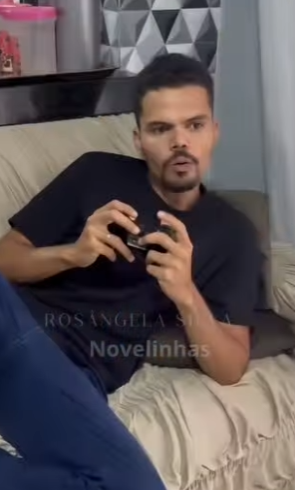 D1700007 Ele não ajuda a esposa em casa ! part2