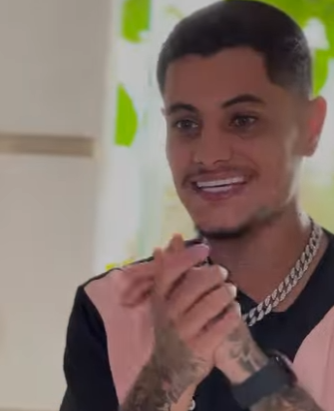 D0100016 Quem aí para tudo pra ouvir uma fofoca part2