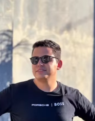 D1300006 Tim fez o Luís pegar todas as fraldas do chão que ele mesmo rasgou part2