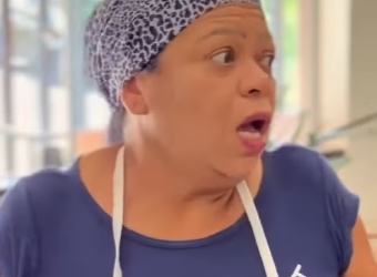 D1300004 Deu um presente para Adriana mais acusou ela de ter pegado para o Tim part2