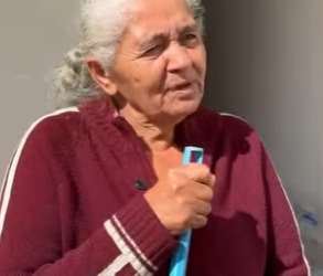 D0400009 Marido enquanto trabalhava fazia que não conhecia sua esposa part2