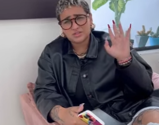 D0400011 Compraram um terreno para fazer a casa deles e não fizeram nada tudo pelo vizinho part2