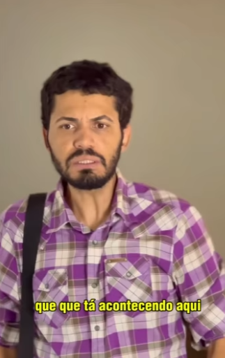 D1300012 Patroa jogou todas as roupas que a funcionária estava passando no chão part2