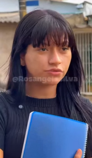 D1000001 Ela tem muito orgulho da mãe , mais não imaginava passar por isso… part2