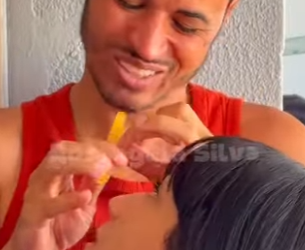 D1000002 Ele de aproximou de um jeito diferente part2