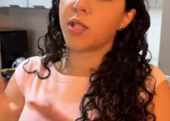 D1800004 Ela quis se aproveitar dos amigos para ganhar dinheiro (1) part2