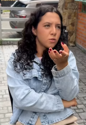 D1800006 Garçom retirou prato da cliente antes dela terminar de come part2