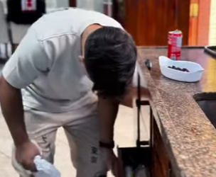 D1800012 Quem você acha que está certo Nessa história? part2